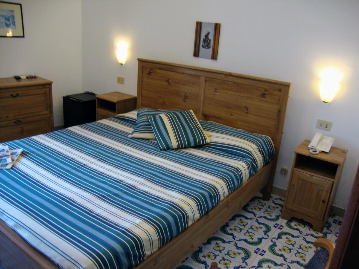 Hotel Conte - S. Angelo Bay Serrara Fontana Zewnętrze zdjęcie